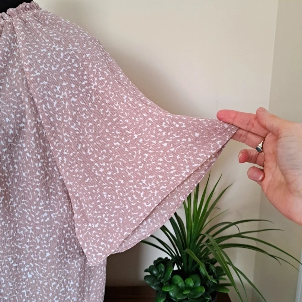 Reitmans Short Sleeve Blouse XL Dusty Pink and White Print Gathered Crew Neck - Picture 8 of 15